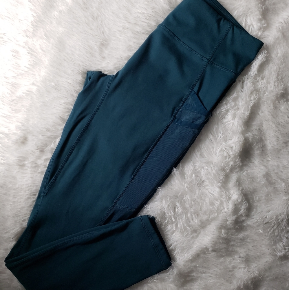 Fabletics Trinity 7/8 Midrise Leggings
